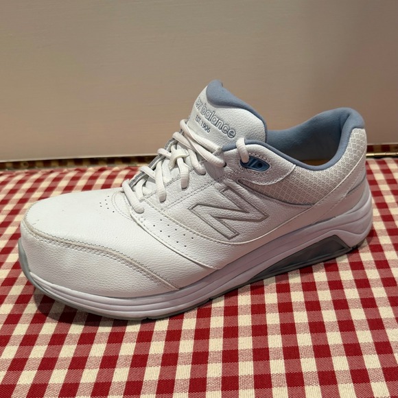 New Balance Shoes - NEW BALANCE 928v2 WW928WB2 Walking Shoes Women Size 11 WIDE 4E
